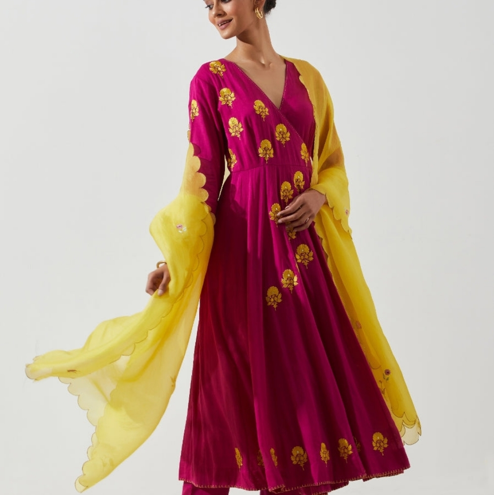 Label Earthen Angrakha & Pant set!